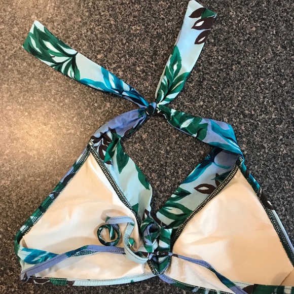 Bathing suit top - Picture 2 of 2